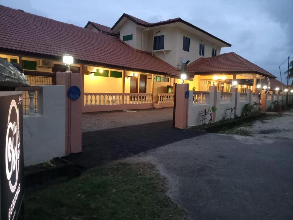 Blackstone Beach Resort Kuantan Extérieur photo